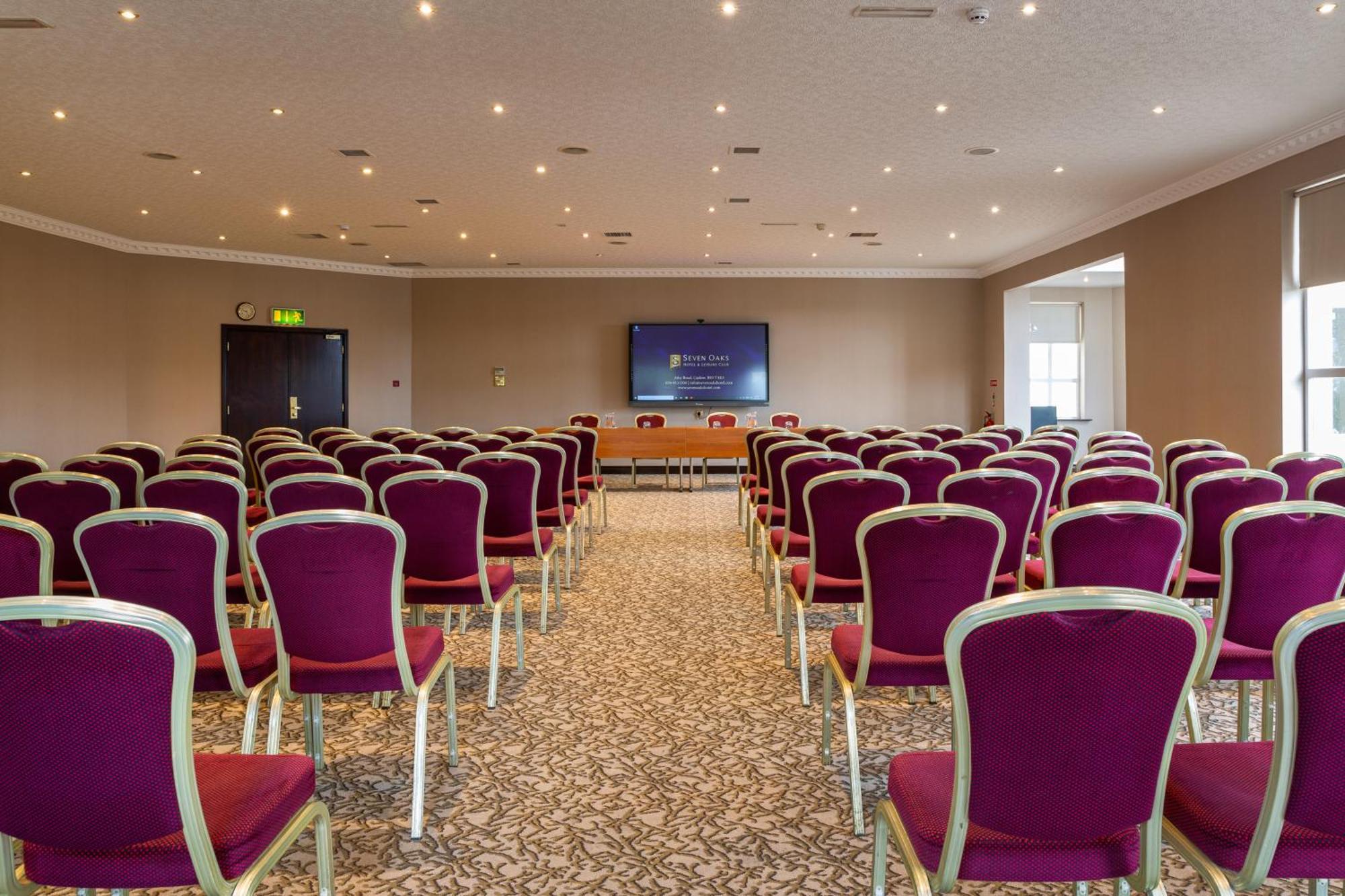 Seven Oaks Hotel Carlow Ngoại thất bức ảnh