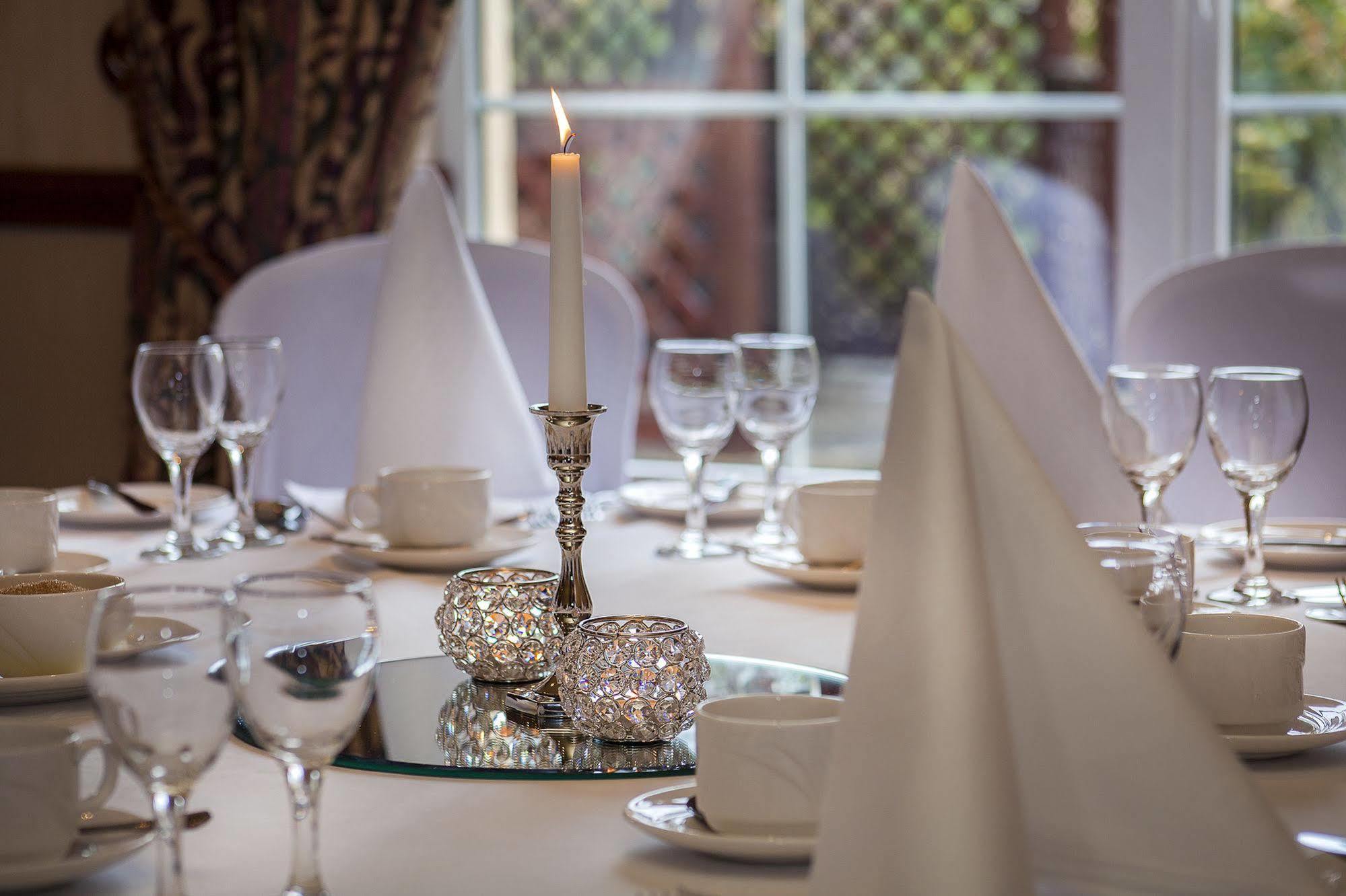 Seven Oaks Hotel Carlow Ngoại thất bức ảnh