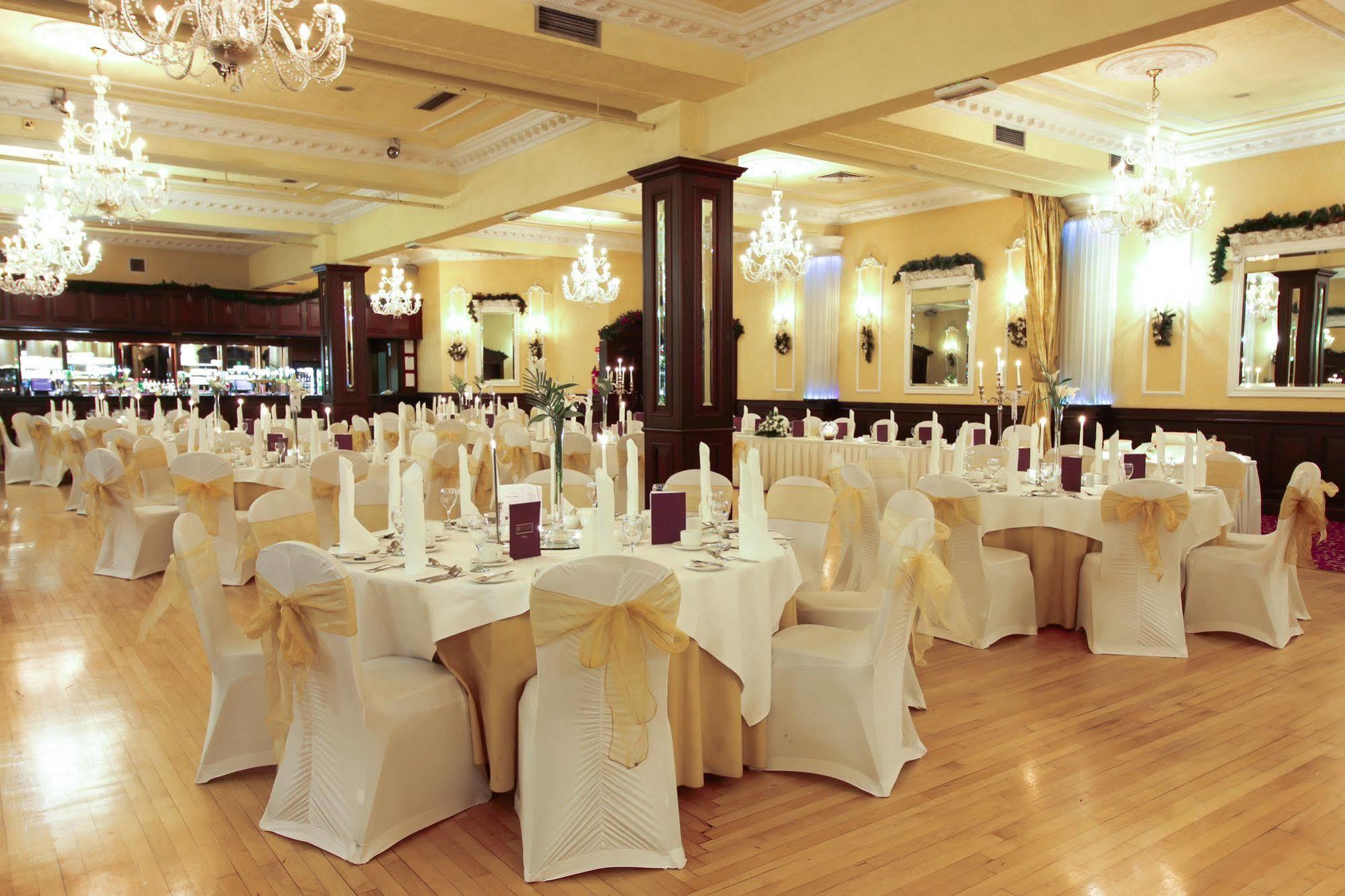 Seven Oaks Hotel Carlow Ngoại thất bức ảnh